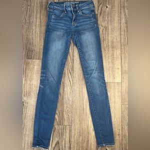 American Eagle Women's Super Stretch Jegging Jeans Size 4 LONG